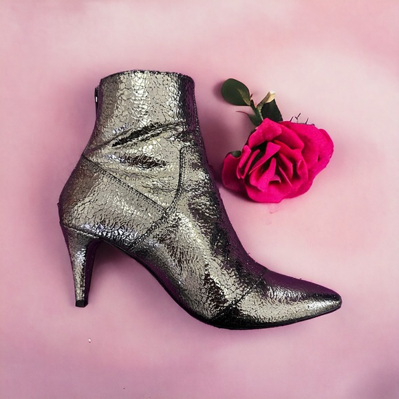Free People “Willa” Point Toe Crackle Ankle Boot - Picture 4 of 5